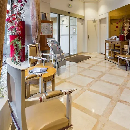 Fertel Maillot Hotell