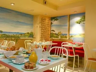 Fertel Maillot Hotel Paryż