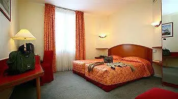 Hotel Fertel Maillot Paryż